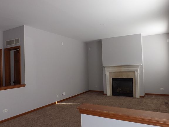 4th image of 39767 Torry Ln