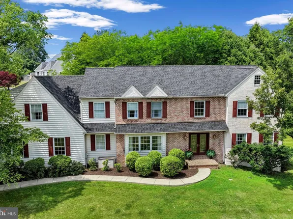 114 Aspen Dr, Downingtown, PA 19335