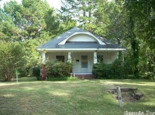 203 S Stephens St, Morrilton, AR 72110