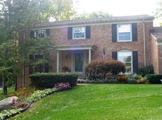4401 Yorktown Dr, West Bloomfield, MI