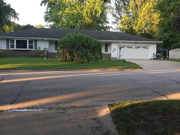 801 3rd Ave NW, Pocahontas, IA 50574