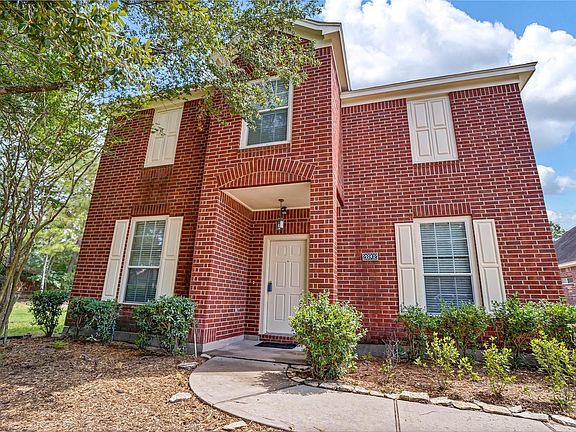 2nd image of 26902 Armor Oaks Dr