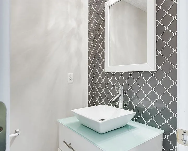 209 Shadow Glen Dr — Photo 18