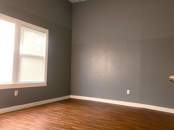 2nd image of 323 E Carson St #11