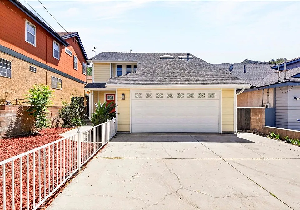 7552 Thousand Oaks Dr