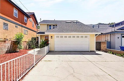 7552 Thousand Oaks Dr Photo 1