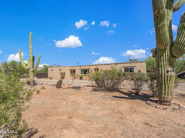 3000 N Longhorn Dr, Tucson, AZ 85749