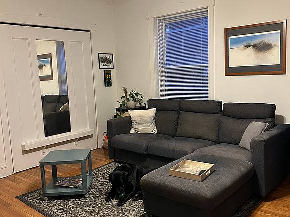 5th image of 2144 W Berteau Ave