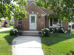 3178 S 37th St, Milwaukee, WI 53215