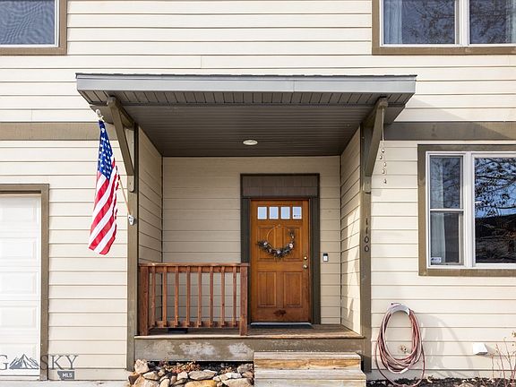 3rd image of 1100 N River Rock Dr