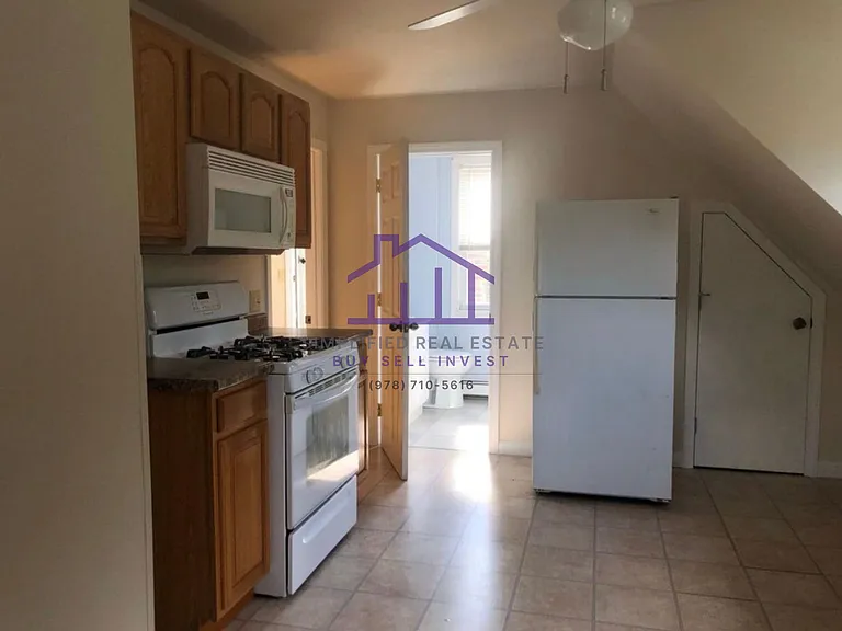 211 Sherman St #3 — Photo 2