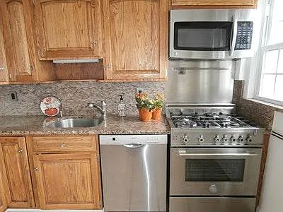 2 bed, $2,350 — Photo 4