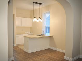422 S 2nd St #422, Saint Charles, MO 63301