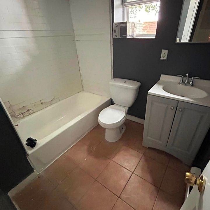 2nd image of 262 Elmwood Ave #Ll3