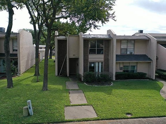 2nd image of 518 Arborview Dr