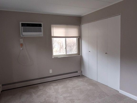 4th image of 300 Highway Ave APT 1