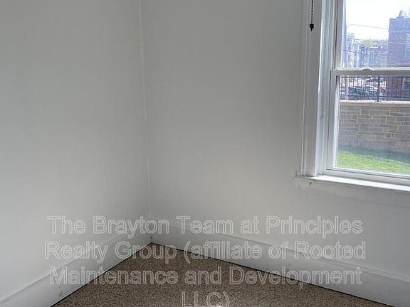 3rd image of 36 13th St Unit 1