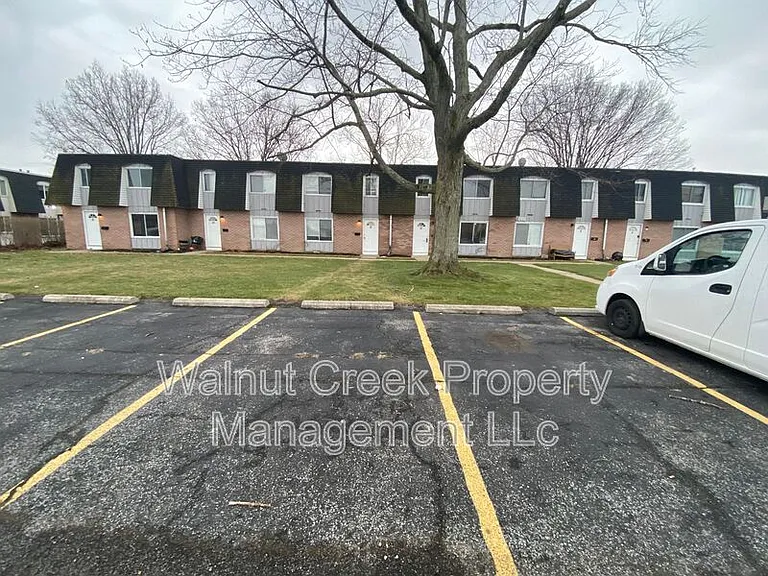 5520 Beavercrest Dr #12 — Photo 37