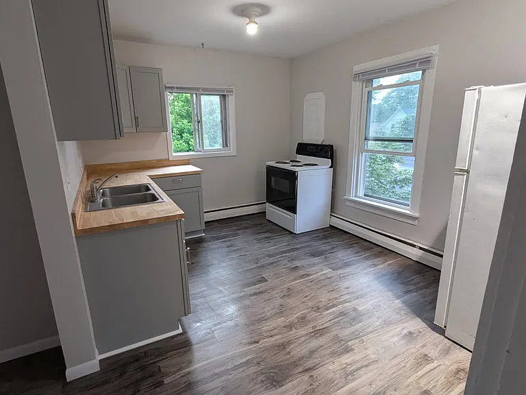 521 High St #2 — Photo 3