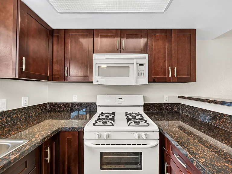 707 E Lomita Ave #4 — Photo 9