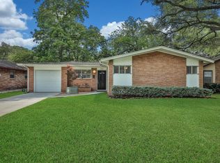 833 Sara Rose St, Houston, TX 77018