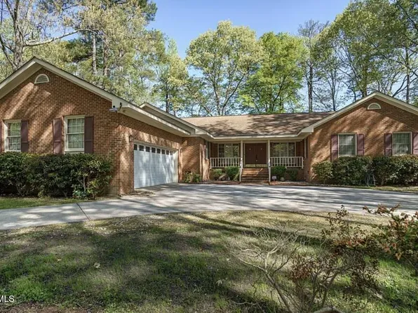 1224 Waterloo Dr, Rocky Mount, NC 27804