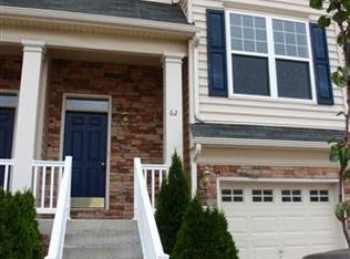 62 Tailor Ln, Sicklerville, NJ 08081
