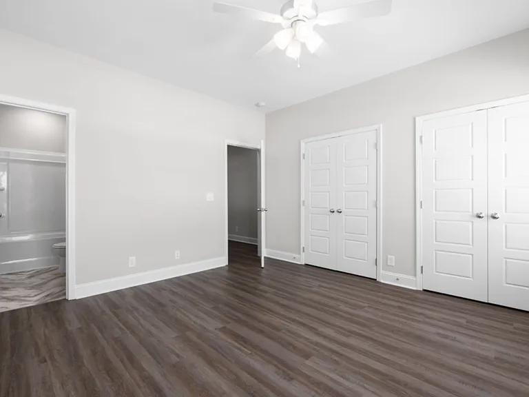 212 Drayton Dr #E — Photo 4