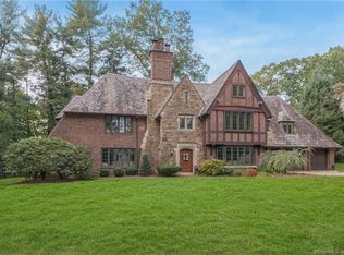 255 Algonquin Rd, Fairfield, CT 06825