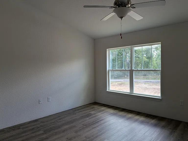 8308 N Downer Way — Photo 3