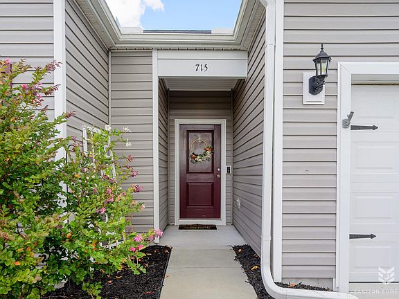 3rd image of 715 Tattlesbury Dr.