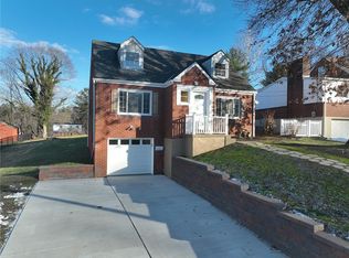 217 Oaklyn Rd, Bethel Park, PA 15102