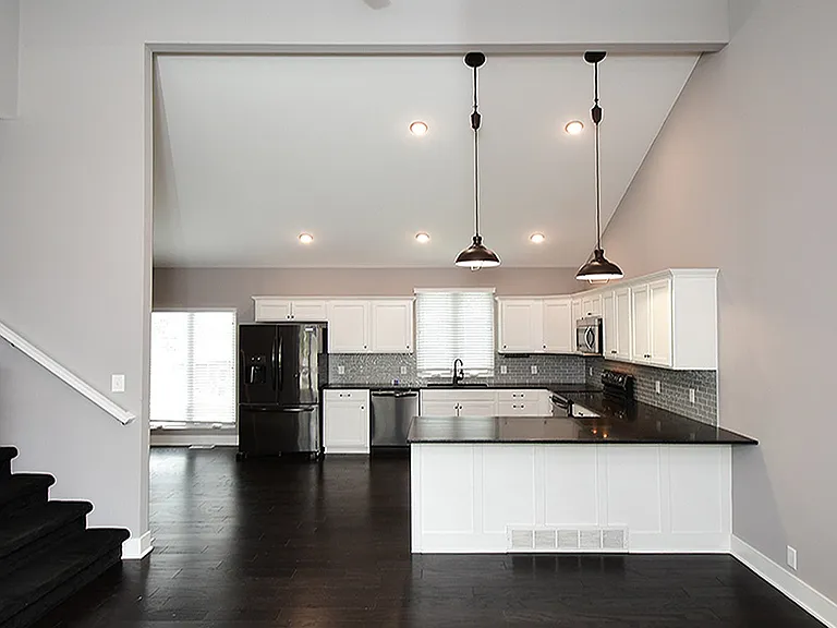 4004 N 162nd Ave — Photo 5