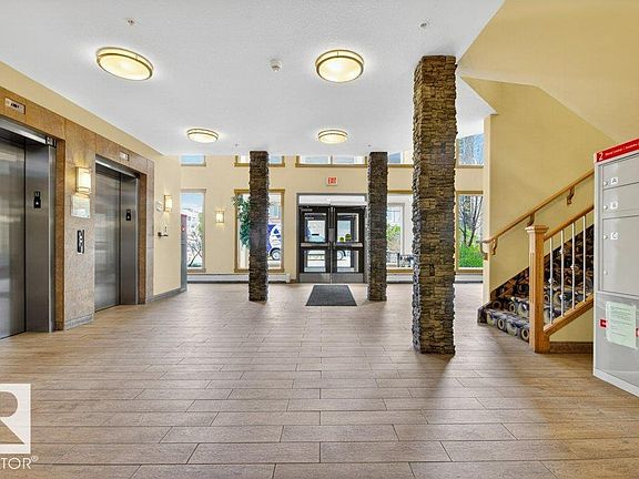 3rd image of 10121 80th Ave NW #223