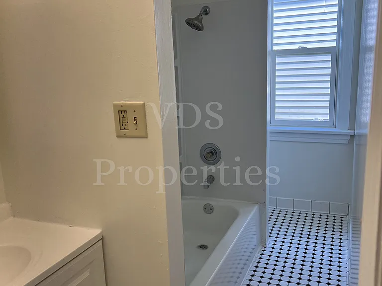 1817 Grange Ave — Photo 5