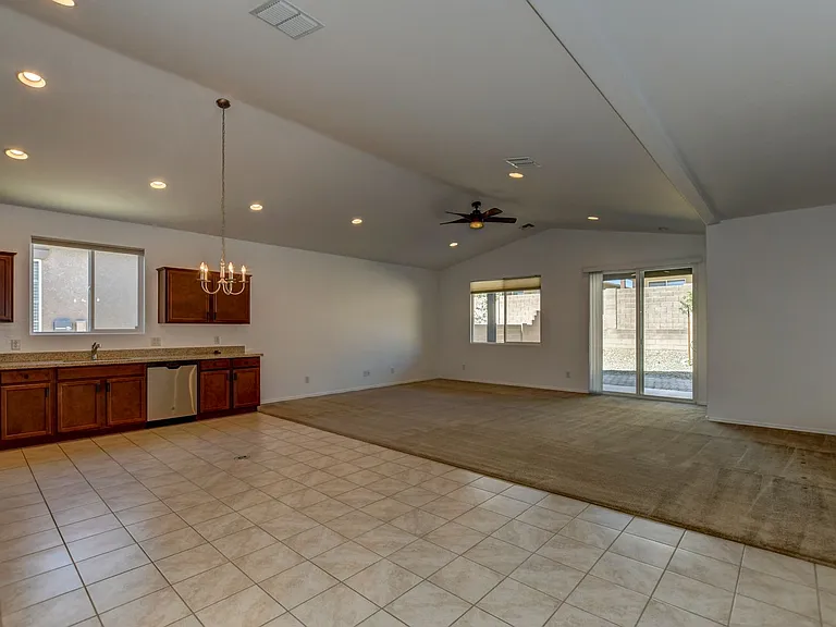 6222 Goldfinch Dr — Photo 6