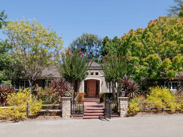 25881 Estacada Dr, Los Altos Hills, CA 94022