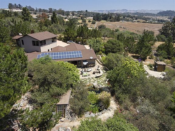3rd image of 1385 Paseo Ladera Ln