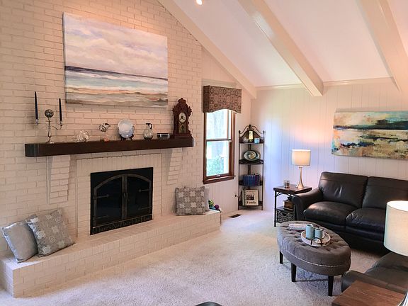 Floor to ceiling fireplace