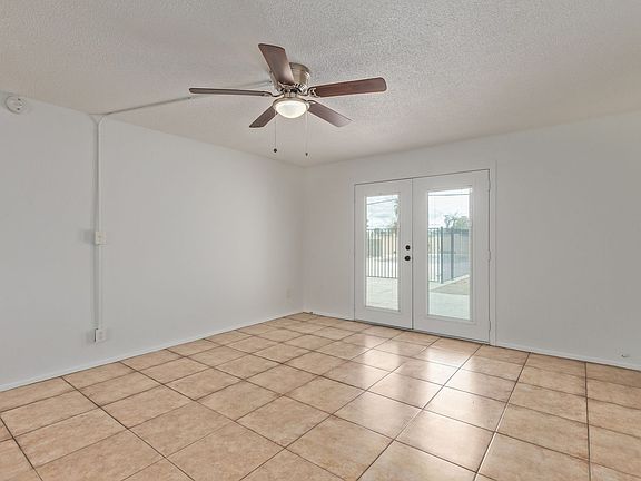 5th image of 3319 N 32nd St APT 8