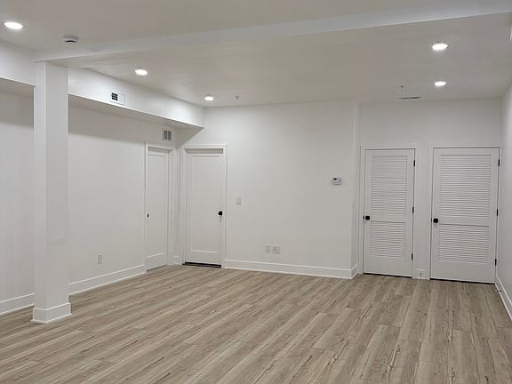 Living/Dining Area