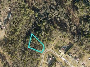 68 Hillcrest Ln, Hickory, NC 28601