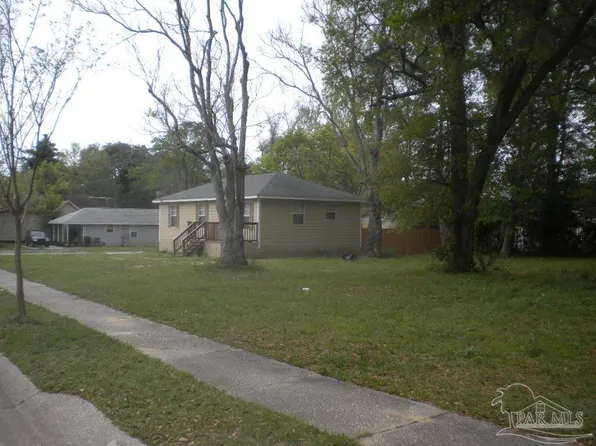 1800 Dr Martin Luther King Jr Dr, Pensacola, FL 32503