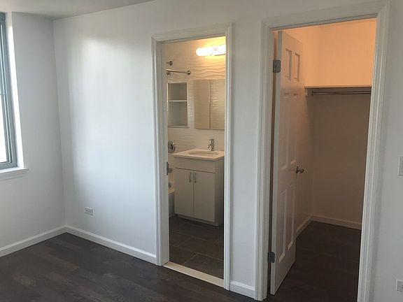 5th image of 60 Henry St APT 10F