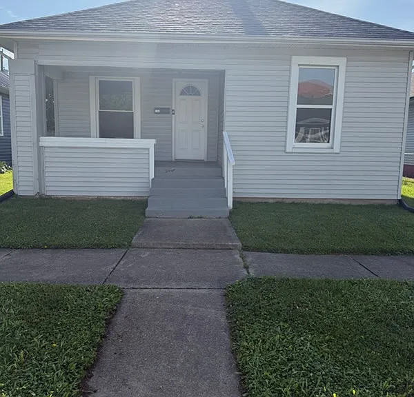 708 Montgomery St — Photo 1
