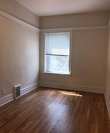 5th image of 1520 W Ardmore Ave