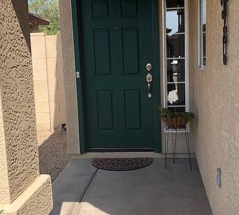 5th image of 5815 S 27th Dr