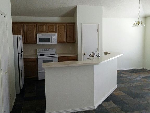5th image of 2700 Jennie Wells Dr