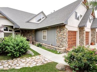 6474 N Hillsboro Pl, Boise, ID 83703