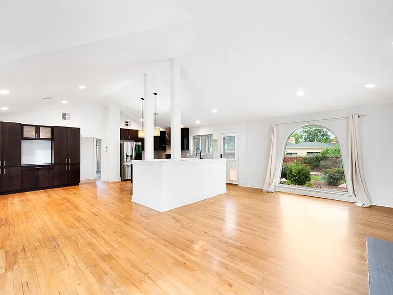 2576 Krameria St — Photo 11